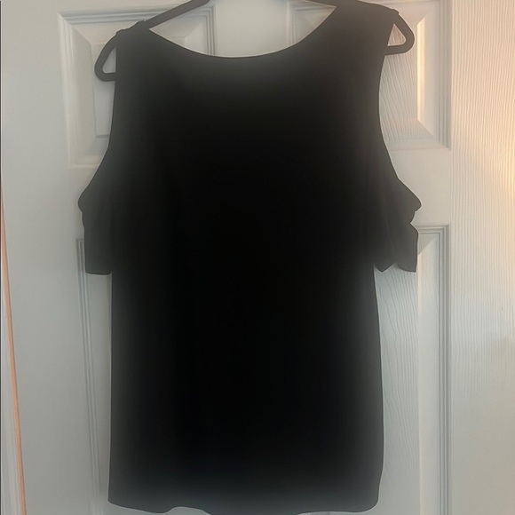 Black Cold Shoulder Top - Picture 3 of 3